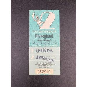 1990 Disneyland Donald Duck Two Day Passport Good Condition Vintage